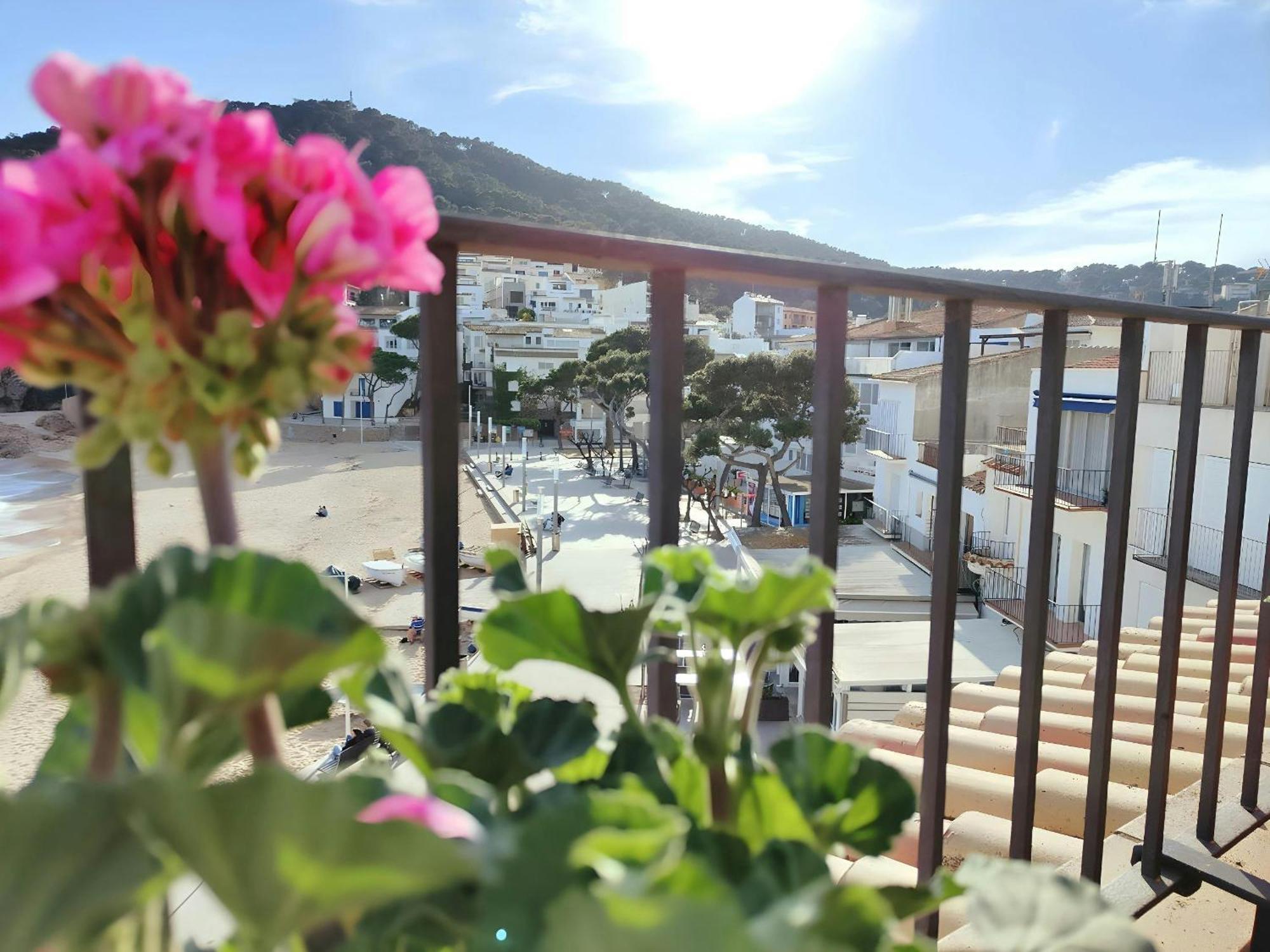 Apartmán Tamariu Platja - Penthouse On Passeig Del Mar. Exteriér fotografie